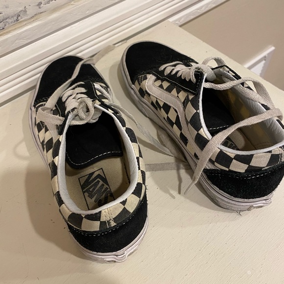 Checkered Vans - Picture 2 of 4